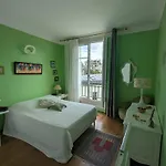 Typical Parisian Apartment Of 82 M2 For 4 People 14E